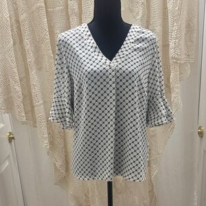 Adrianna Papell Black and White Geometric Blouse